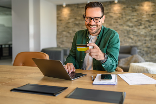 Guide to Understanding Credit Card Fees and Interest